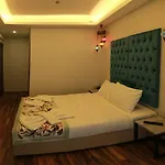 Alf Hotel